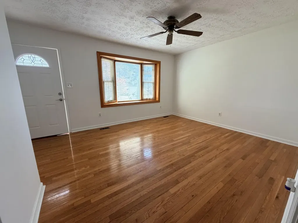 3309 Downing Place Lexington KY 40517