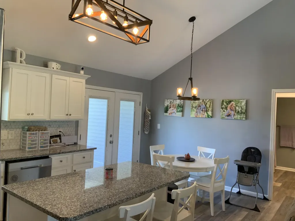 1160 Dennis Road Lawrenceburg KY 40342