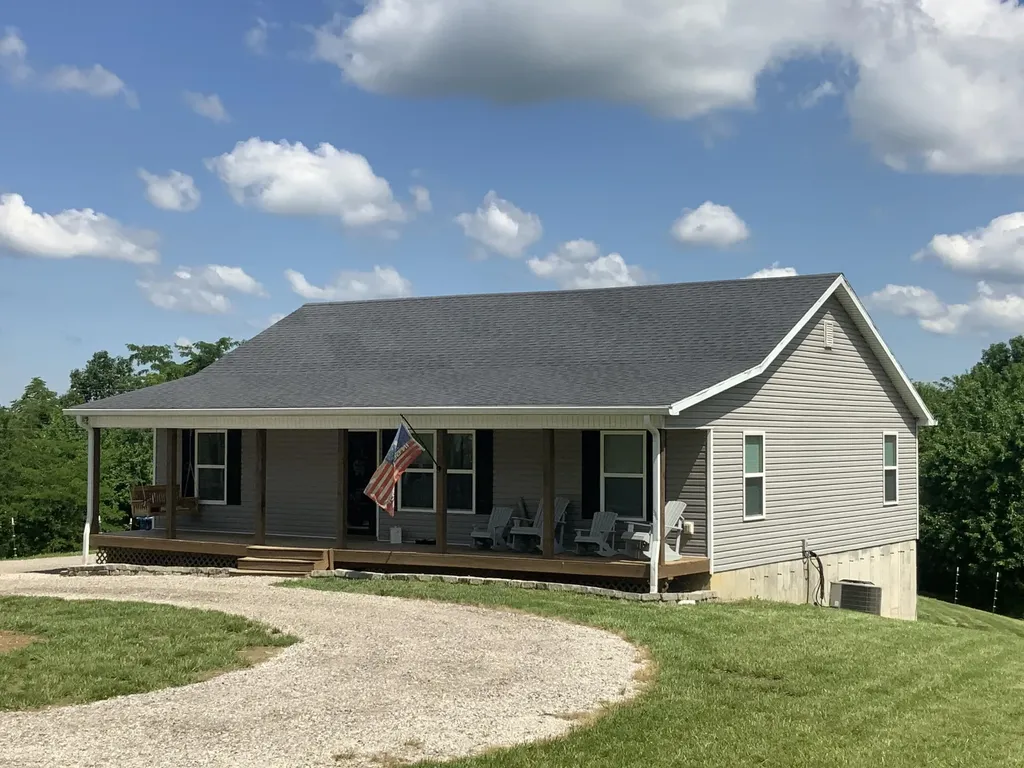1160 Dennis Road Lawrenceburg KY 40342