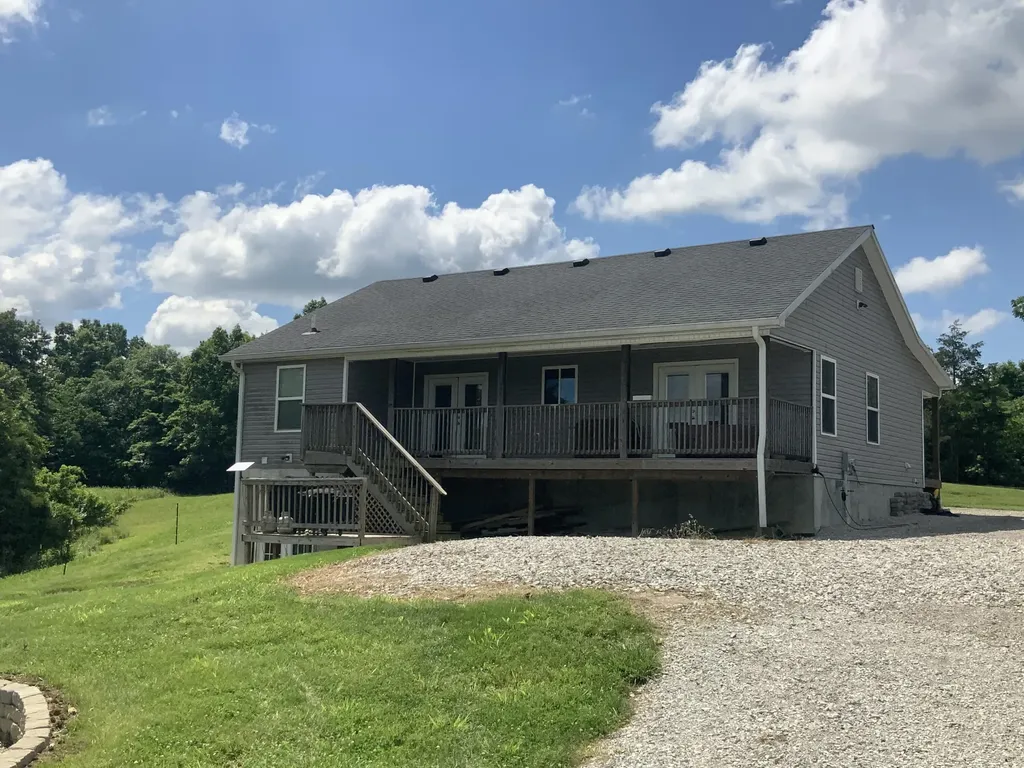 1160 Dennis Road Lawrenceburg KY 40342
