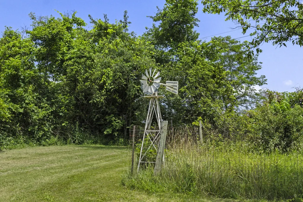 1281 Sharp Road Stamping Ground KY 40379
