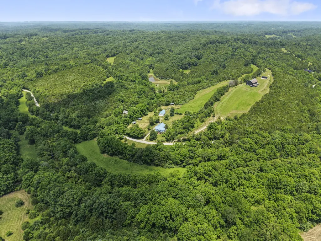 1281 Sharp Road Stamping Ground KY 40379