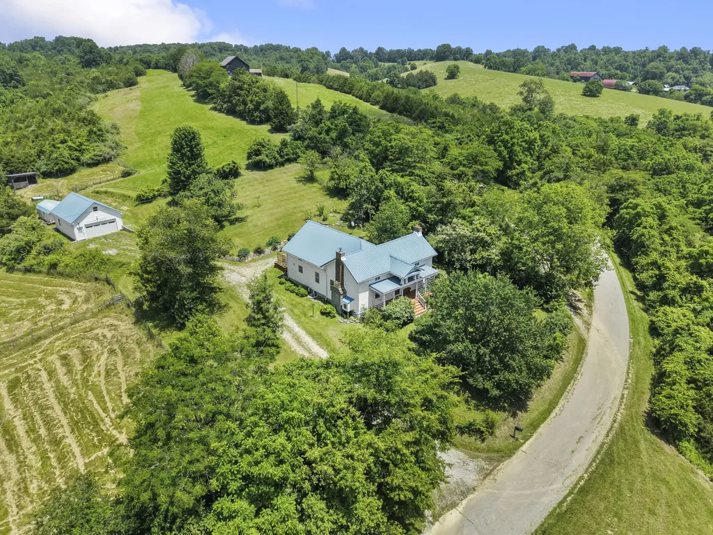 1281 Sharp Road Stamping Ground KY 40379