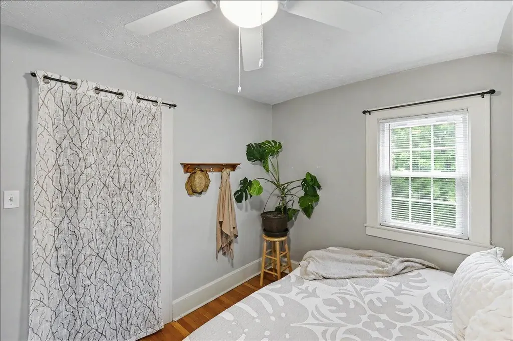 110 Shady Lane Lexington KY 40503