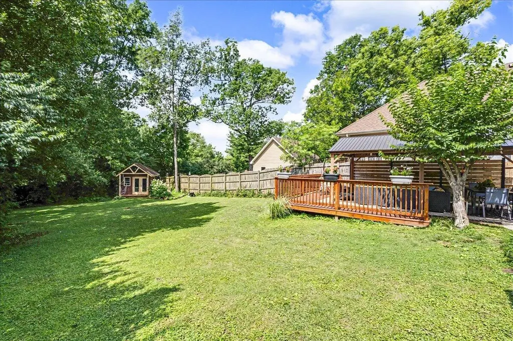 110 Shady Lane Lexington KY 40503