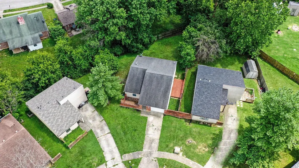 3332 Valhalla Drive Lexington KY 40515