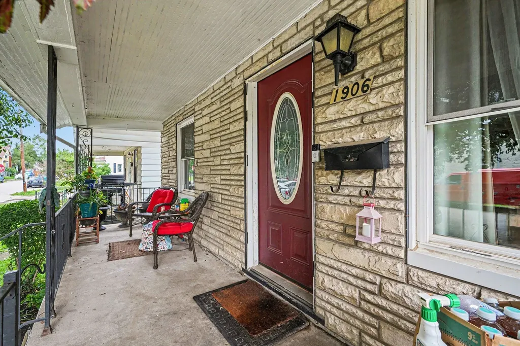 1906 Oakland Avenue Covington KY 41014