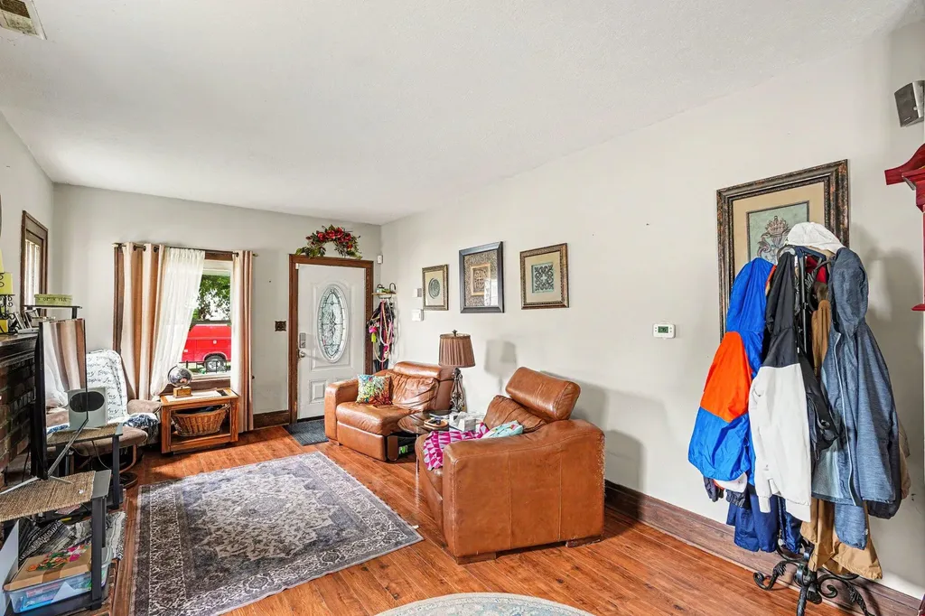 1906 Oakland Avenue Covington KY 41014