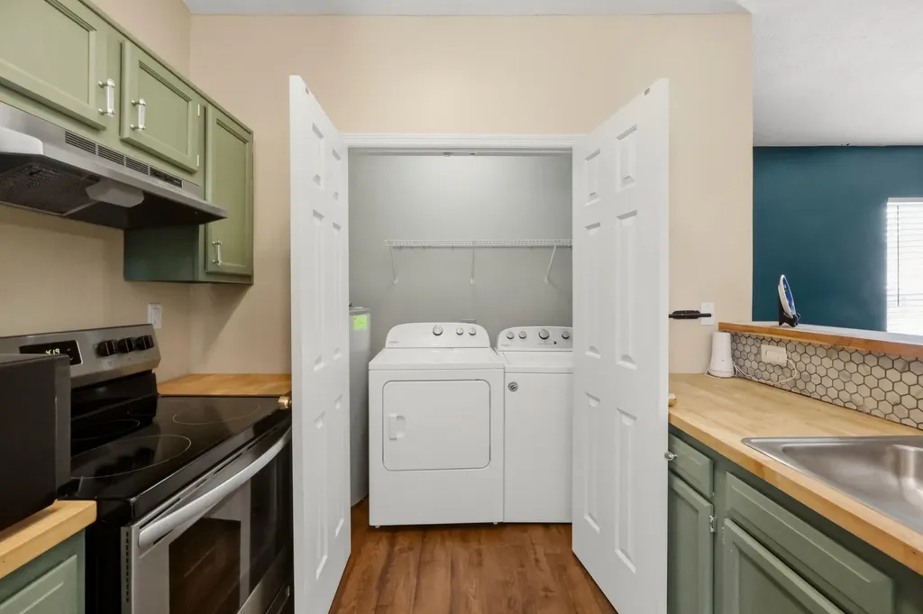 101 Clover Valley Drive Lexington KY 40511
