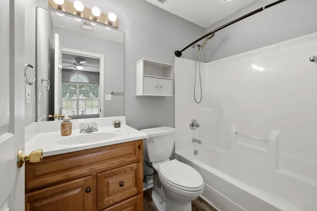 101 Clover Valley Drive Lexington KY 40511