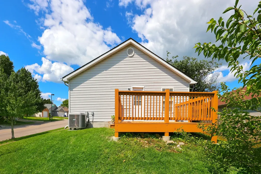 101 Clover Valley Drive Lexington KY 40511