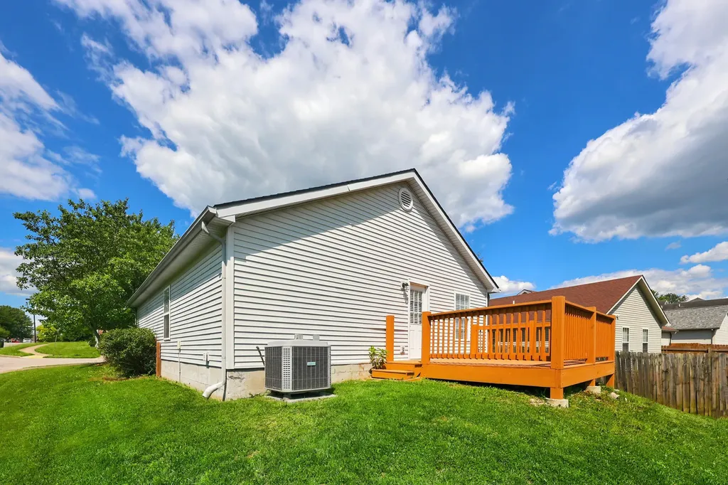 101 Clover Valley Drive Lexington KY 40511