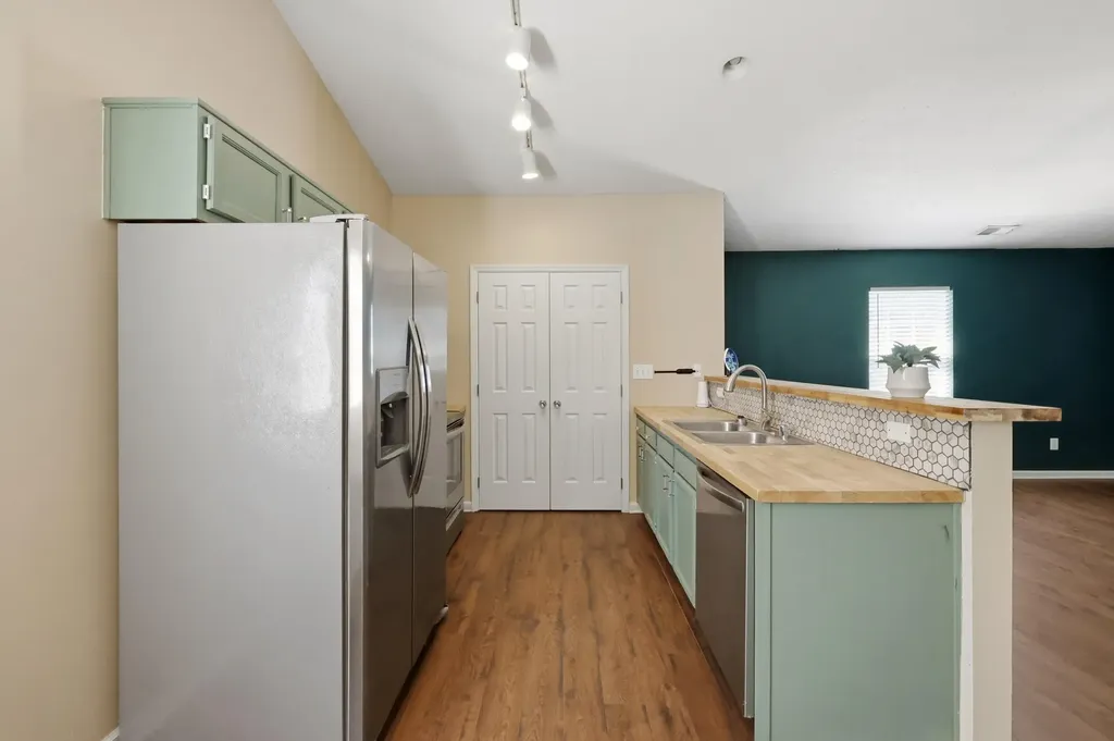 101 Clover Valley Drive Lexington KY 40511