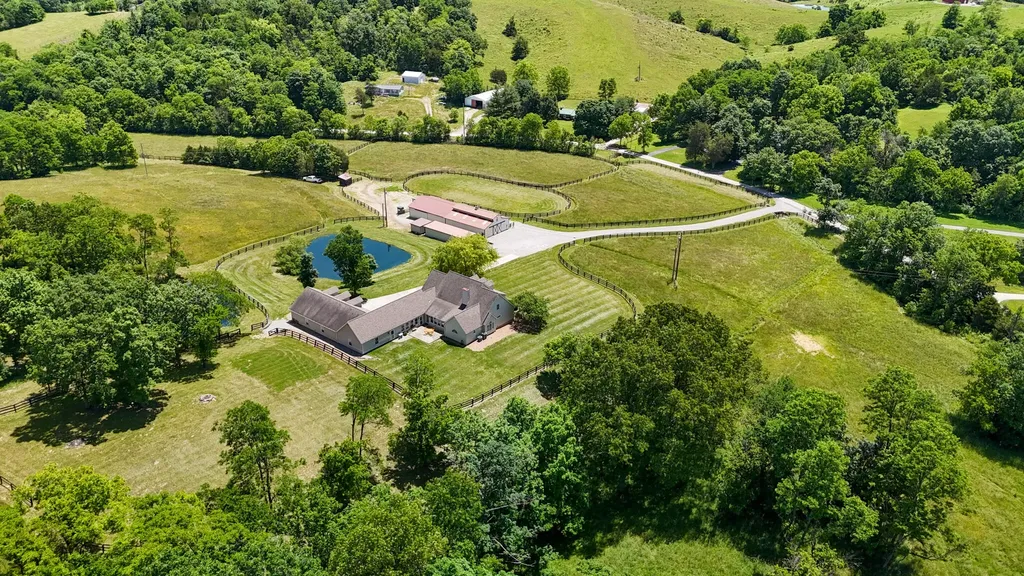 2604 Boyers Chapel Road Sadieville KY 40370
