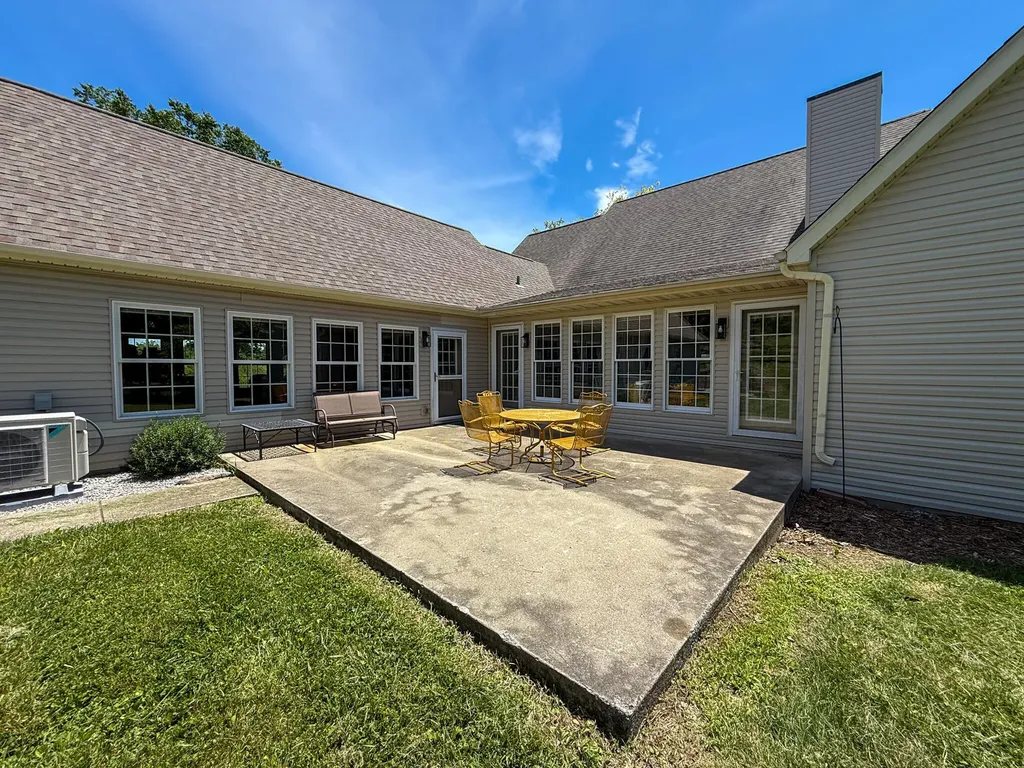 2604 Boyers Chapel Road Sadieville KY 40370