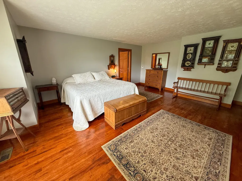 2604 Boyers Chapel Road Sadieville KY 40370