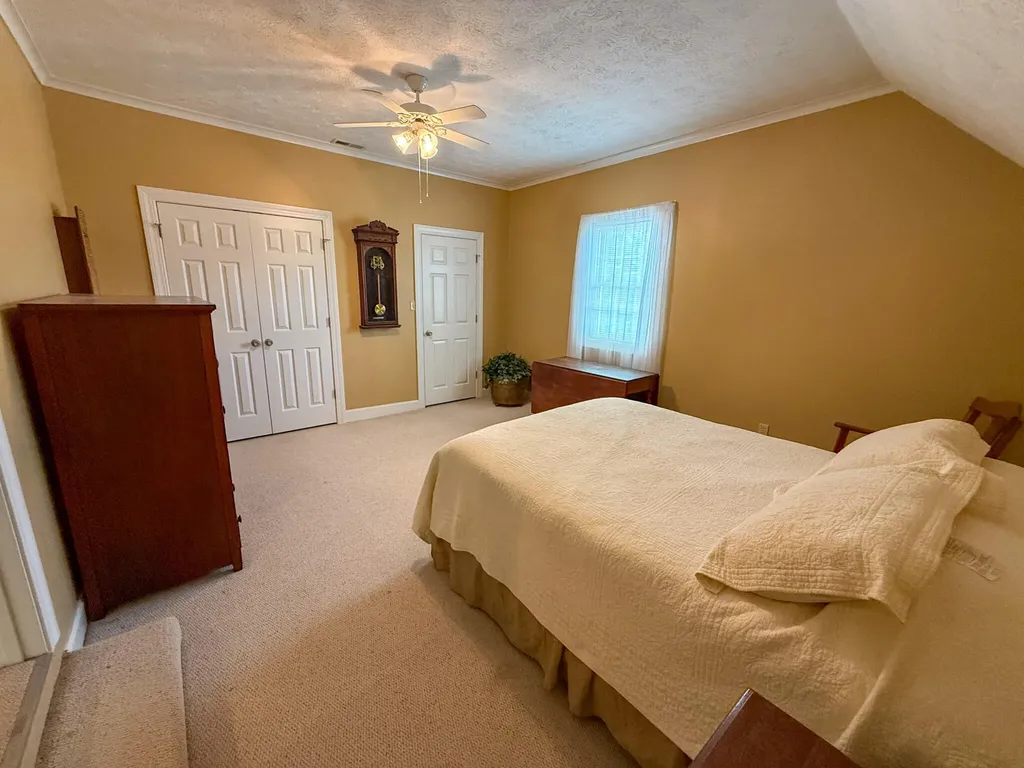 2604 Boyers Chapel Road Sadieville KY 40370