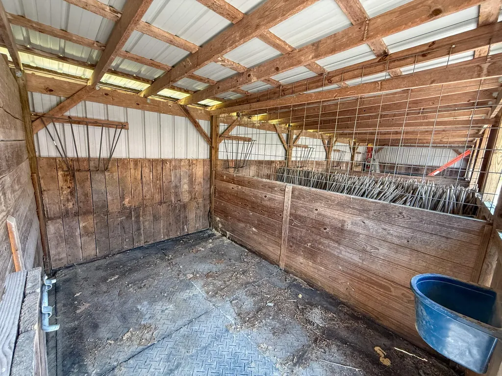 2604 Boyers Chapel Road Sadieville KY 40370