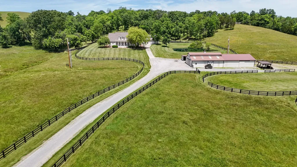 2604 Boyers Chapel Road Sadieville KY 40370