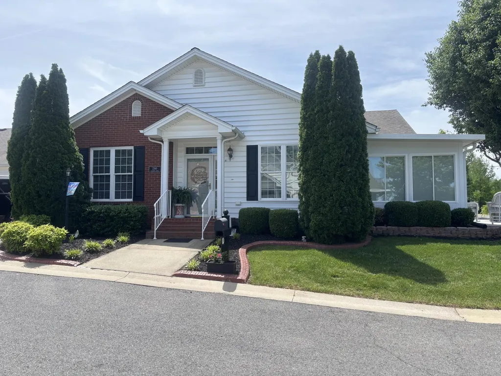 2360 Lakewood Drive Paducah KY 42003