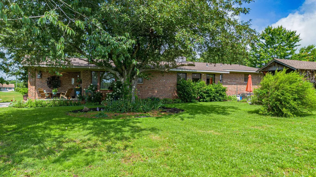 2403 Murray Highway Benton KY 42025