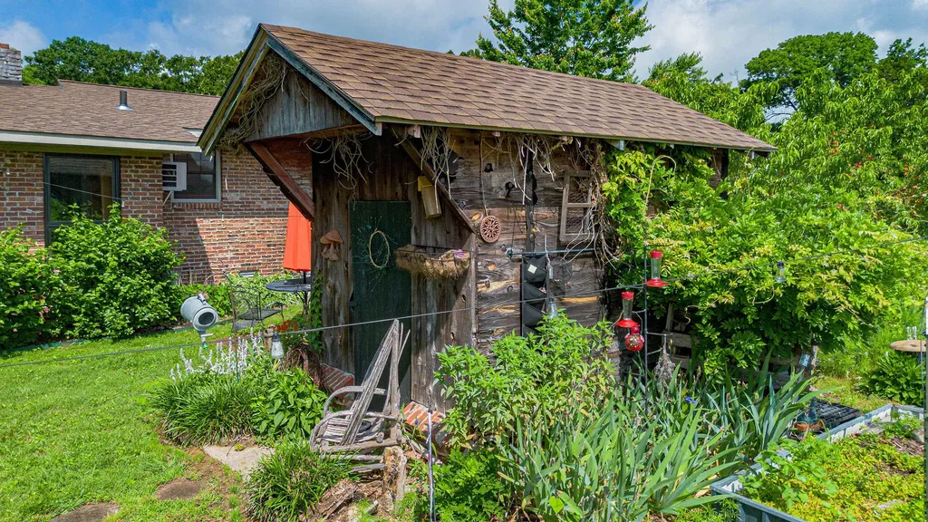 2403 Murray Highway Benton KY 42025