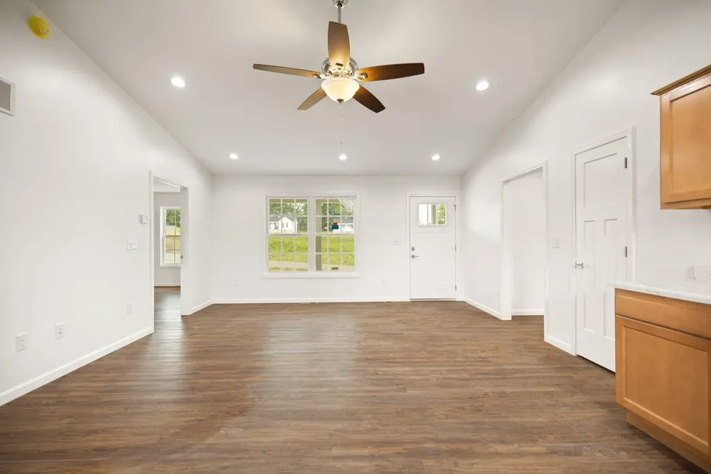 405 Drake Drive Mt Sterling KY 40353