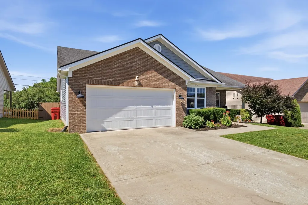 1236 Orchard Drive Nicholasville KY 40356