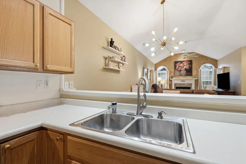 218 Churchill Crossing Nicholasville KY 40356