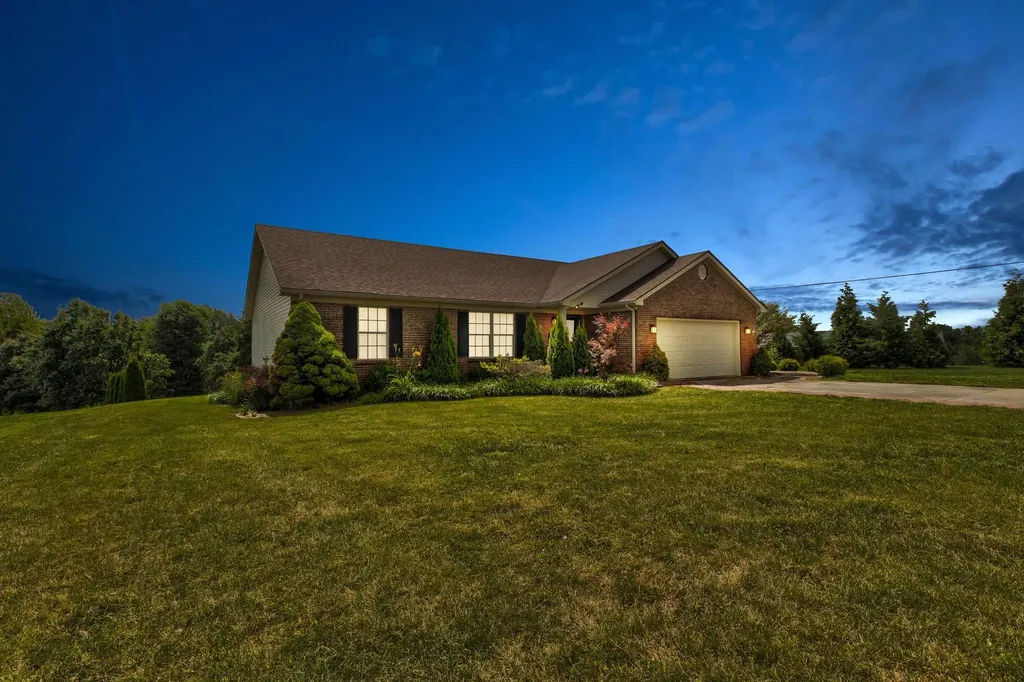 210 Helena Drive Mt Sterling KY 40353