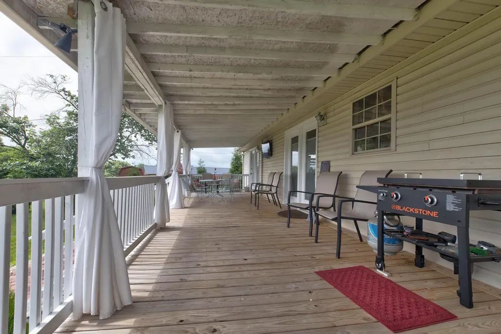 210 Helena Drive Mt Sterling KY 40353