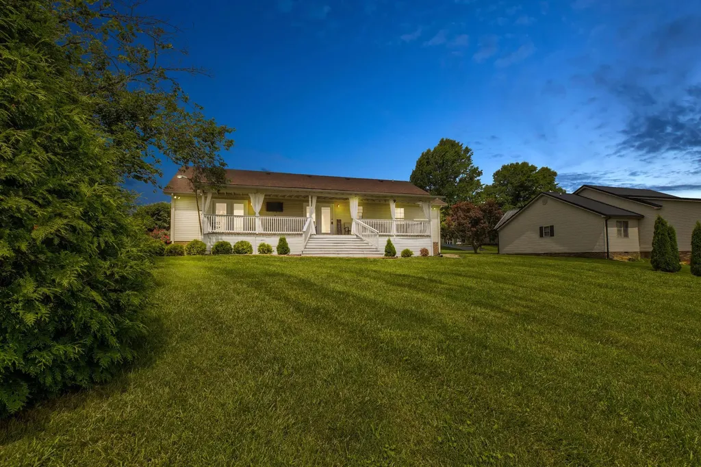 210 Helena Drive Mt Sterling KY 40353