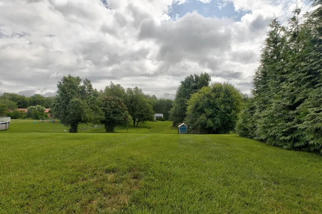 210 Helena Drive Mt Sterling KY 40353