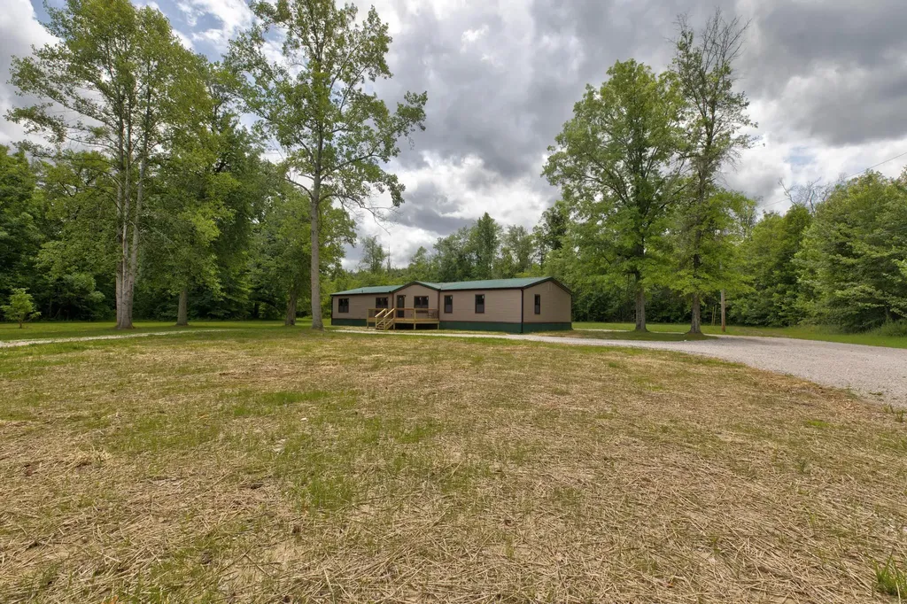 955 State Highway 1050 Jeffersonville KY 40337