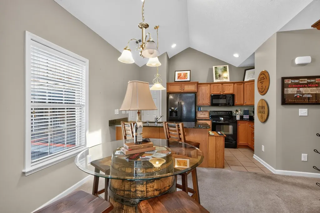 498 Goldon Trophy Trail Lexington KY 40514