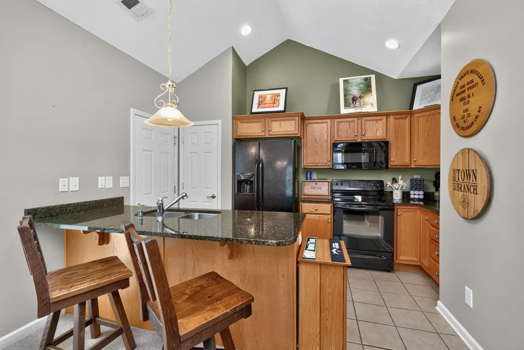 498 Goldon Trophy Trail Lexington KY 40514