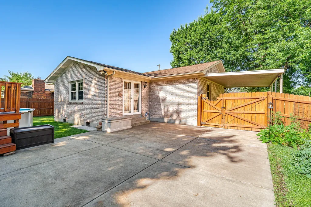 4501 Swako Lane Louisville KY 40216
