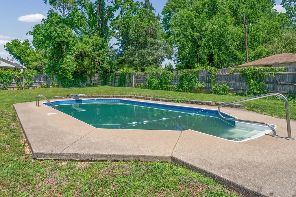 116 Mooreland Drive Hopkinsville KY 42240