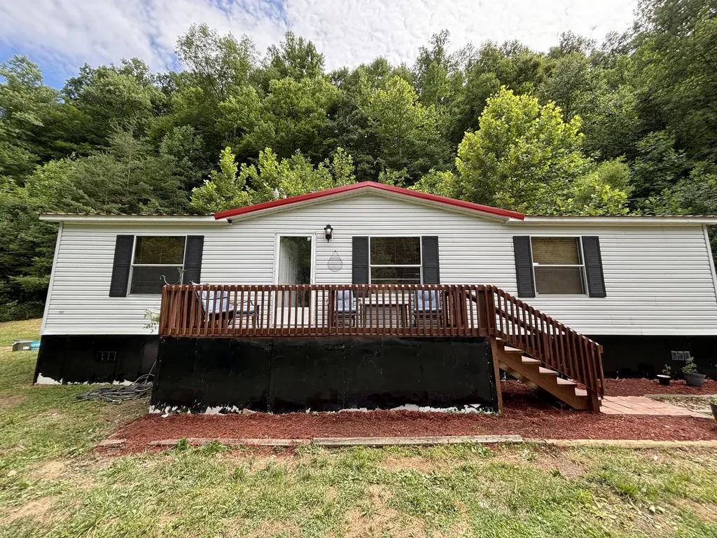 663 Sol Hollow Road Manchester KY 40962