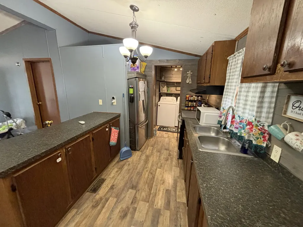 663 Sol Hollow Road Manchester KY 40962