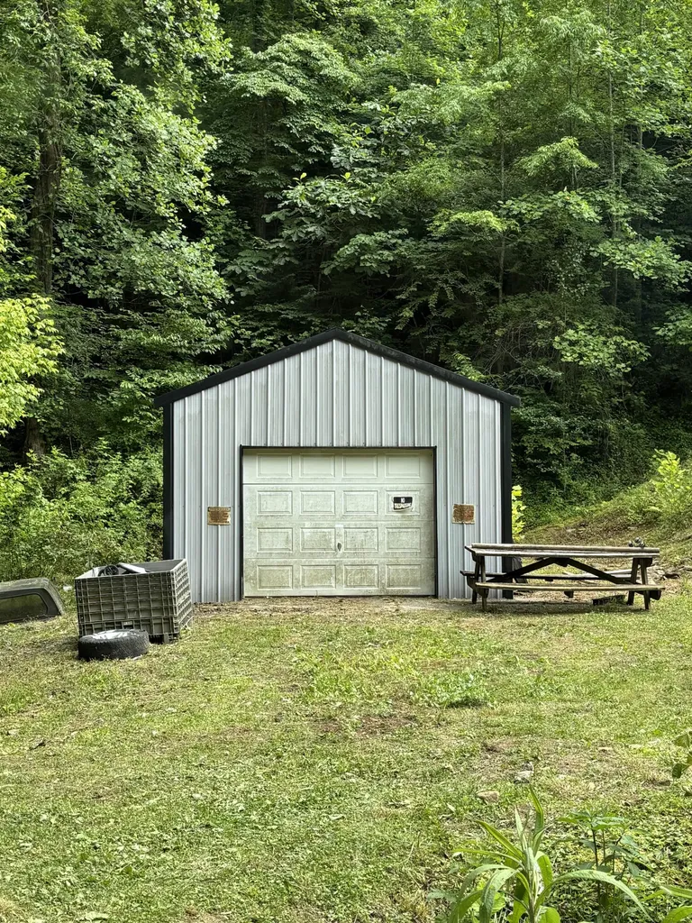 663 Sol Hollow Road Manchester KY 40962
