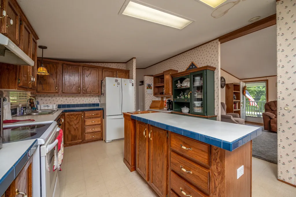 460 Rockfork Road Morehead KY 40351