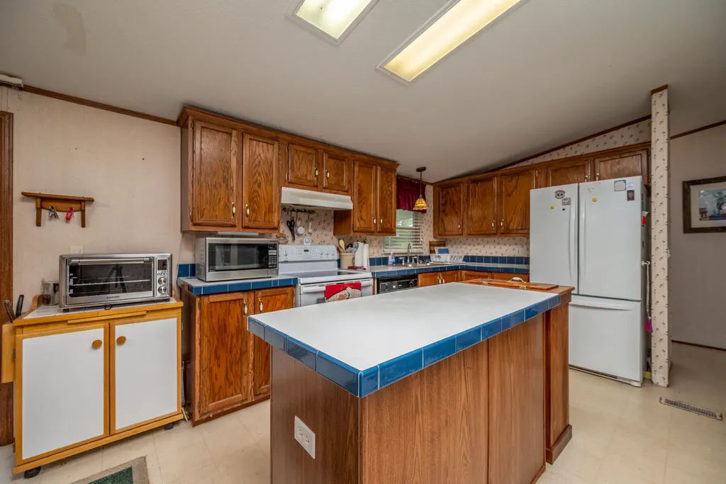 460 Rockfork Road Morehead KY 40351