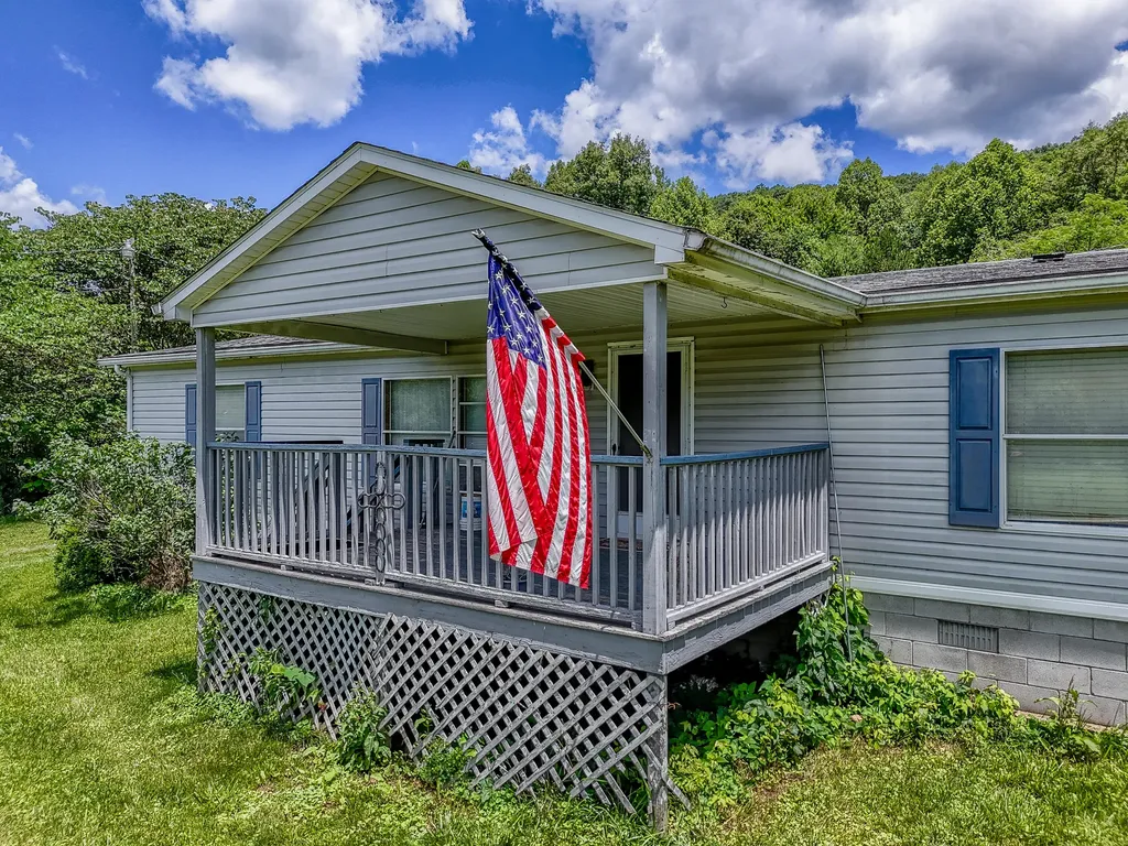 460 Rockfork Road Morehead KY 40351