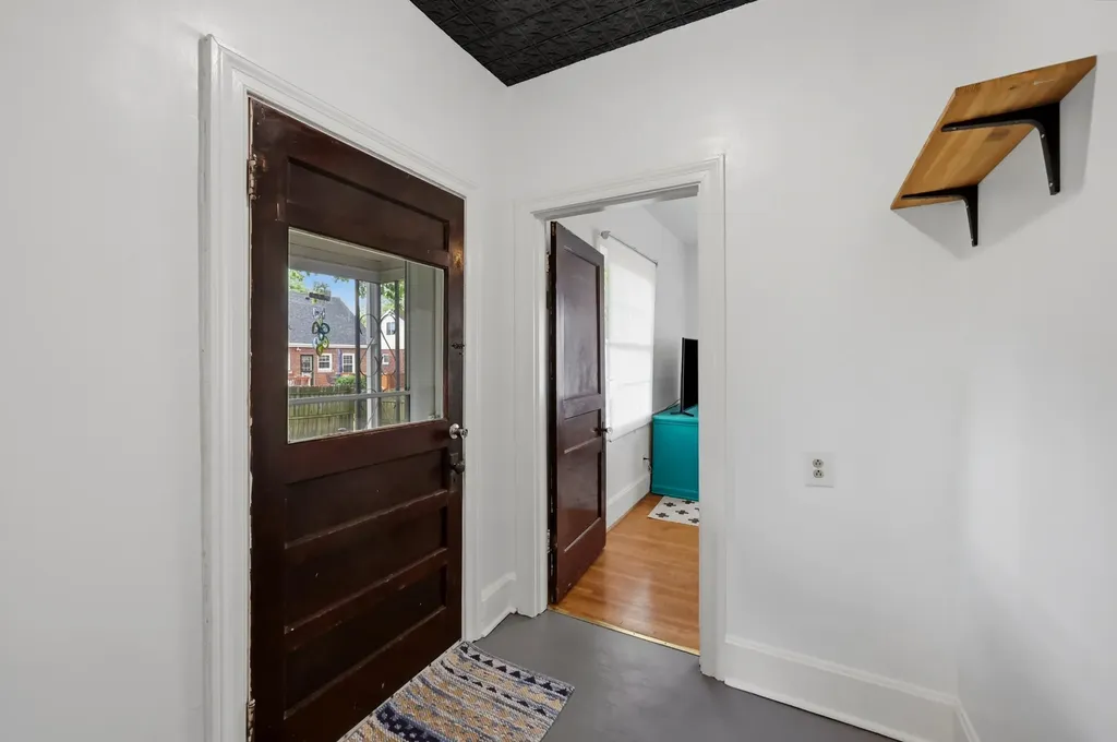 170 Burnett Avenue Lexington KY 40505