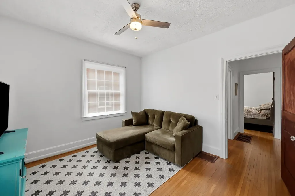 170 Burnett Avenue Lexington KY 40505