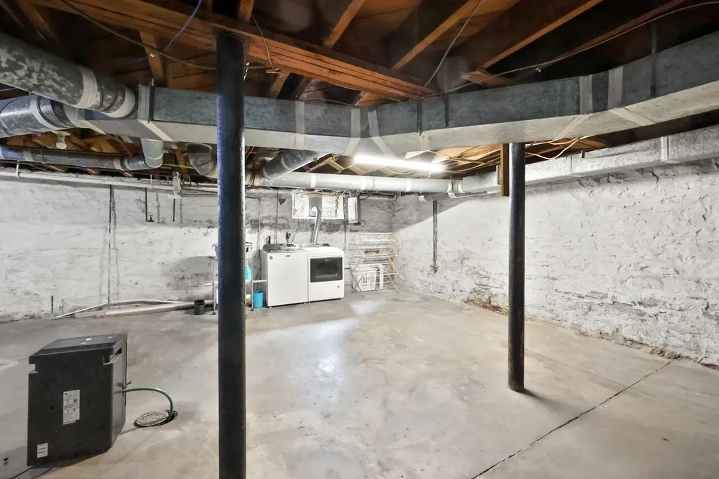 170 Burnett Avenue Lexington KY 40505
