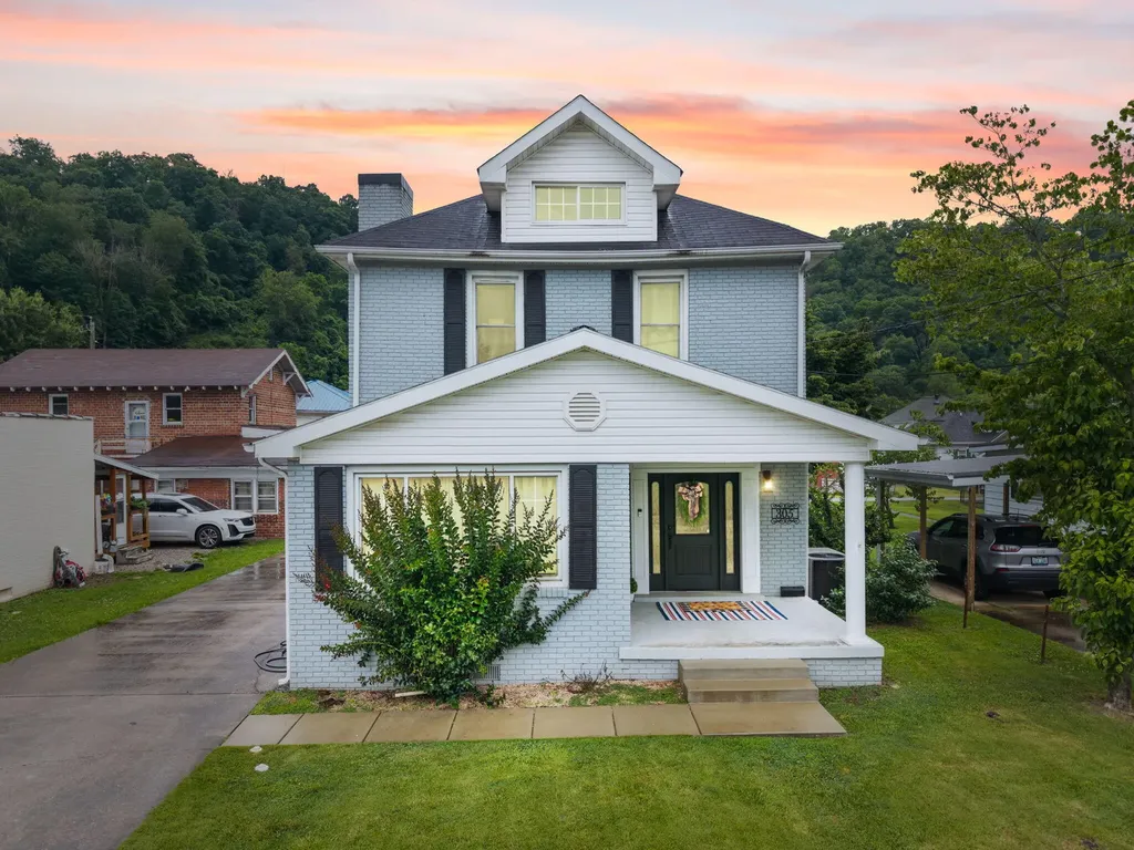 305 Euclid Avenue Paintsville KY 41240