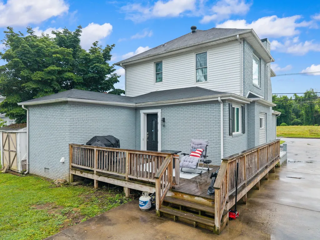 305 Euclid Avenue Paintsville KY 41240