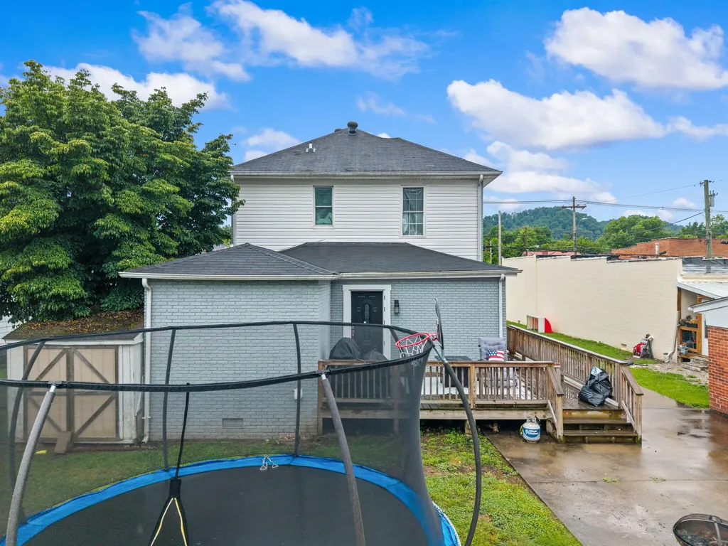 305 Euclid Avenue Paintsville KY 41240